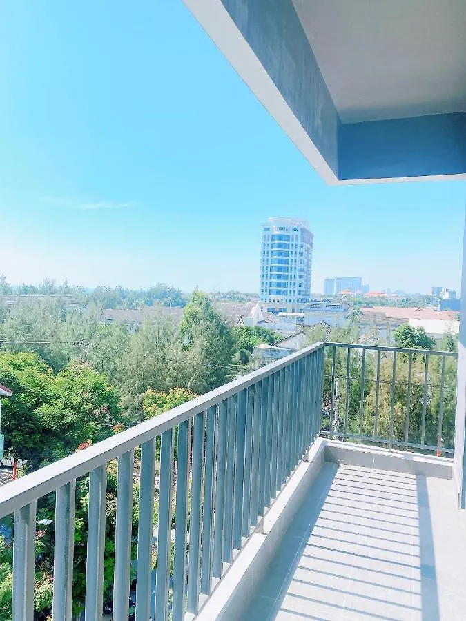 Light House Hostel Da Nang