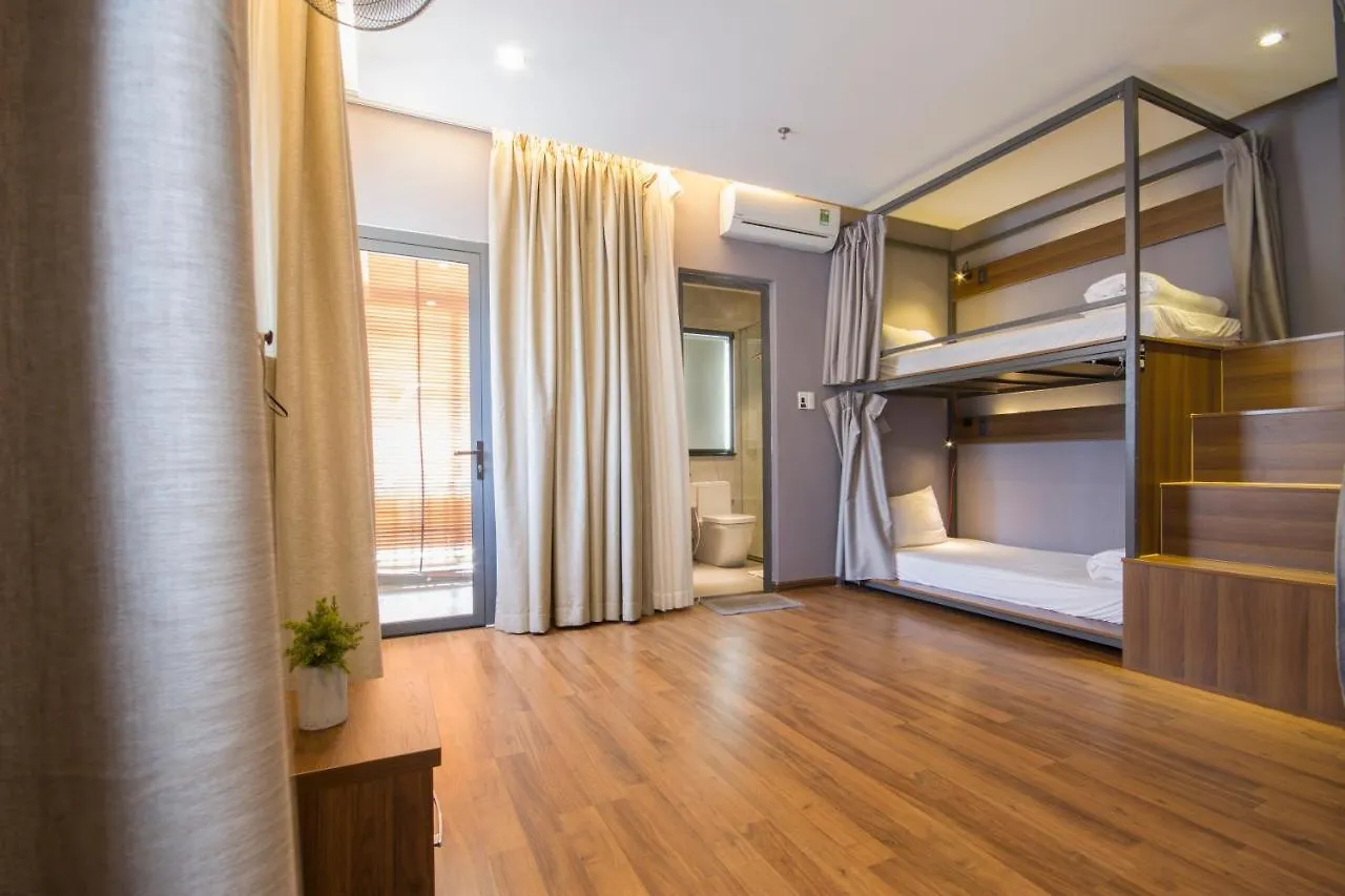 Light House Hostel Da Nang