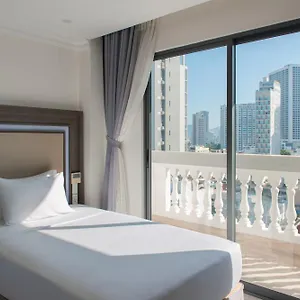 https://seven-seas-hotel-and-apartment.nhatrangbesthotels.com